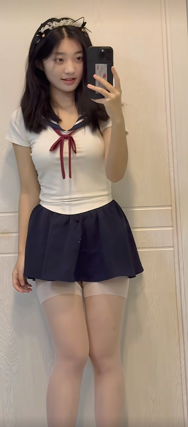 Instagram videos featuring women undressing (collection)